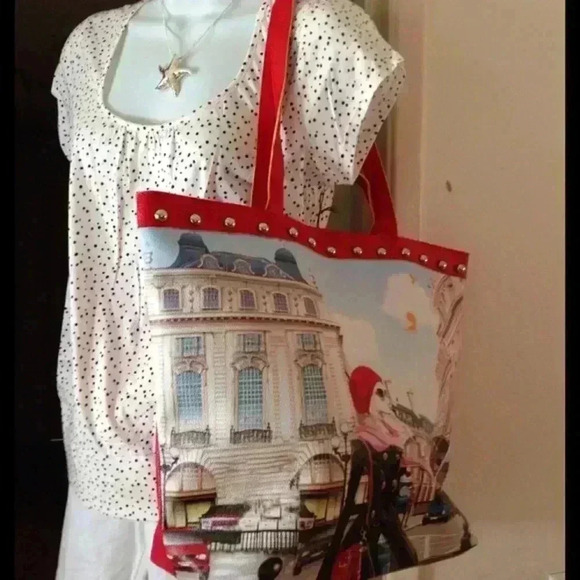**NEW**. illustration Handbag with Red Detailing - Picture 2 of 2